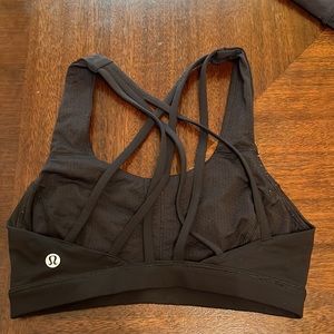 Lululemon sports bra